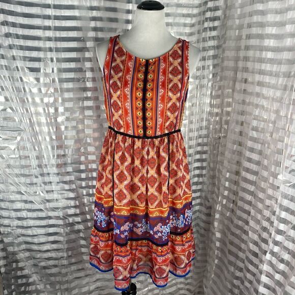 Beige by ECI Sleeveless Abstract Print Dress - Picture 2 of 6